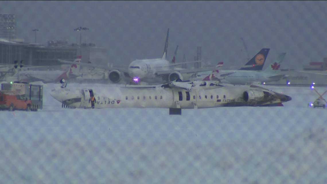 Aviation accident investigator explains how passengers survived Toronto plane crash