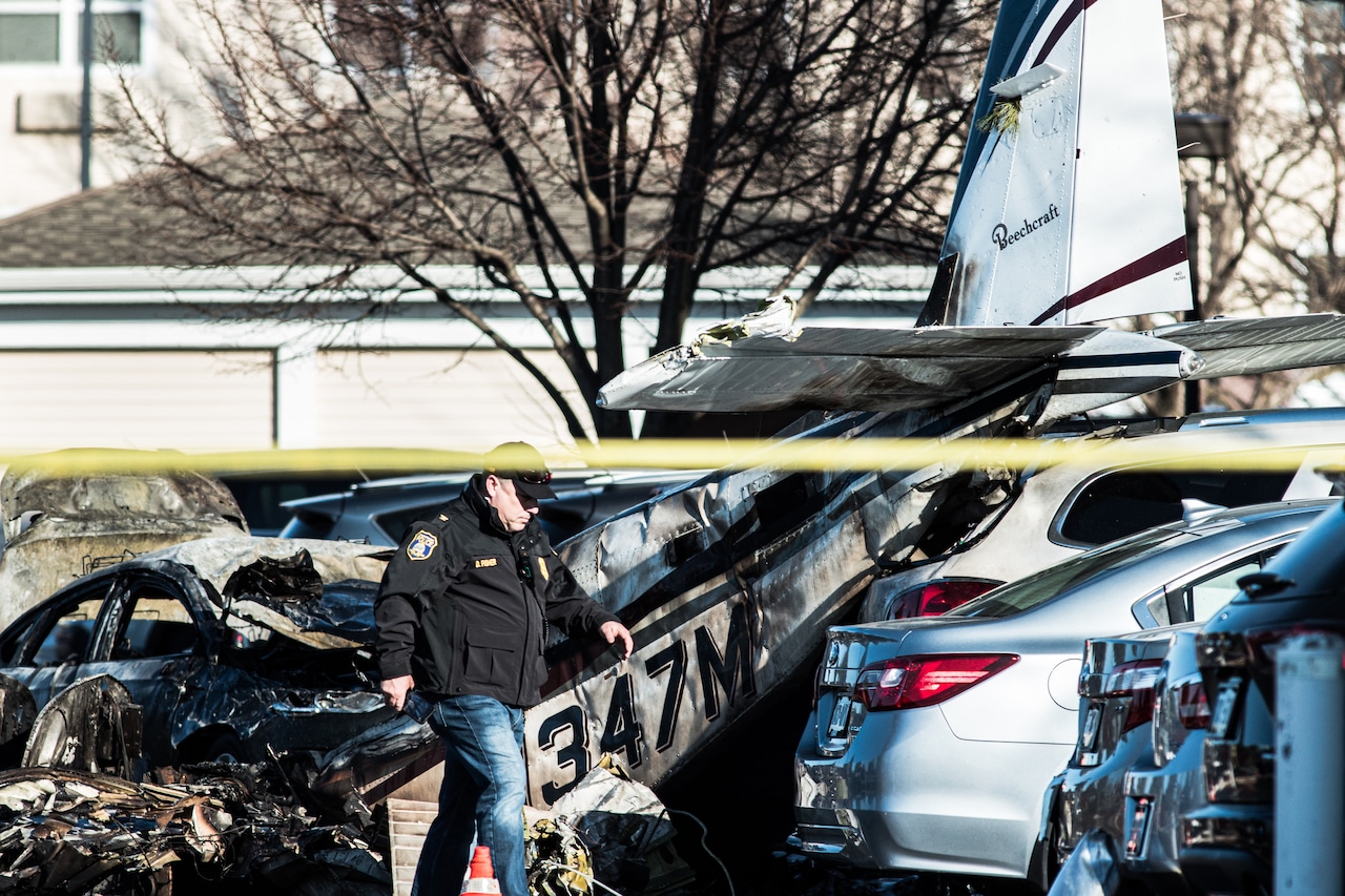 Pilot involved in Lancaster County plane crash was traveling with family