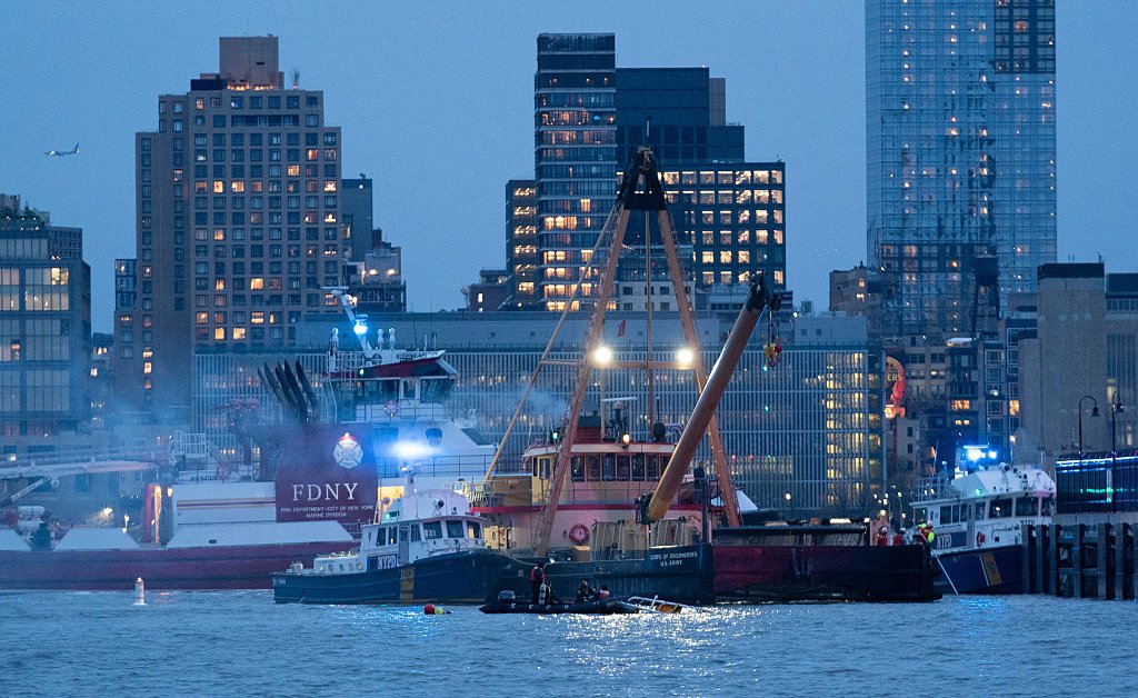 6 Dead in New York Helicopter Crash
