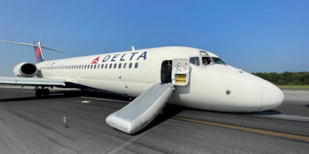 Report on ‘extremely rare’ 2023 plane landing in Charlotte released years later: Read it here
